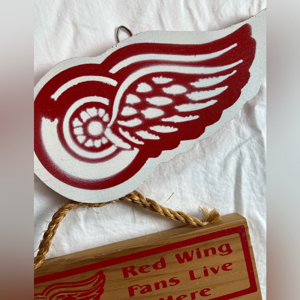 Handmade Detroit Red Wings Sign - Picture 2 of 5